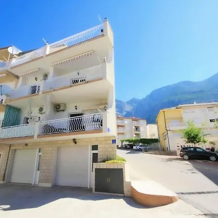 Koko Apartment *